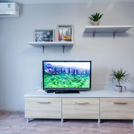 Apartament Obolon Metro Station Kijów Zewnętrze zdjęcie