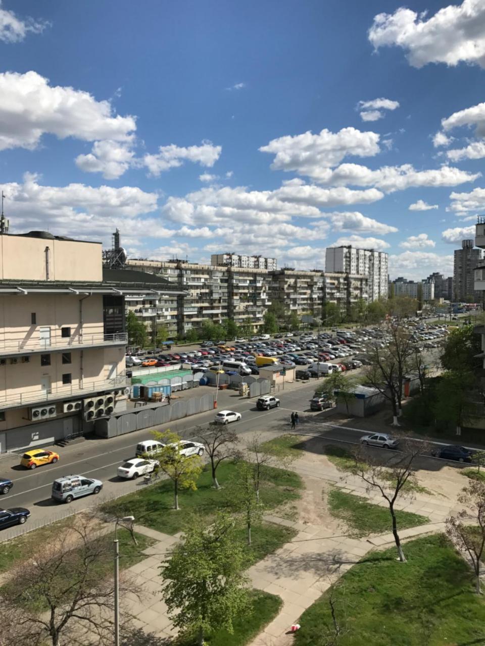Apartament Obolon Metro Station Kijów Zewnętrze zdjęcie