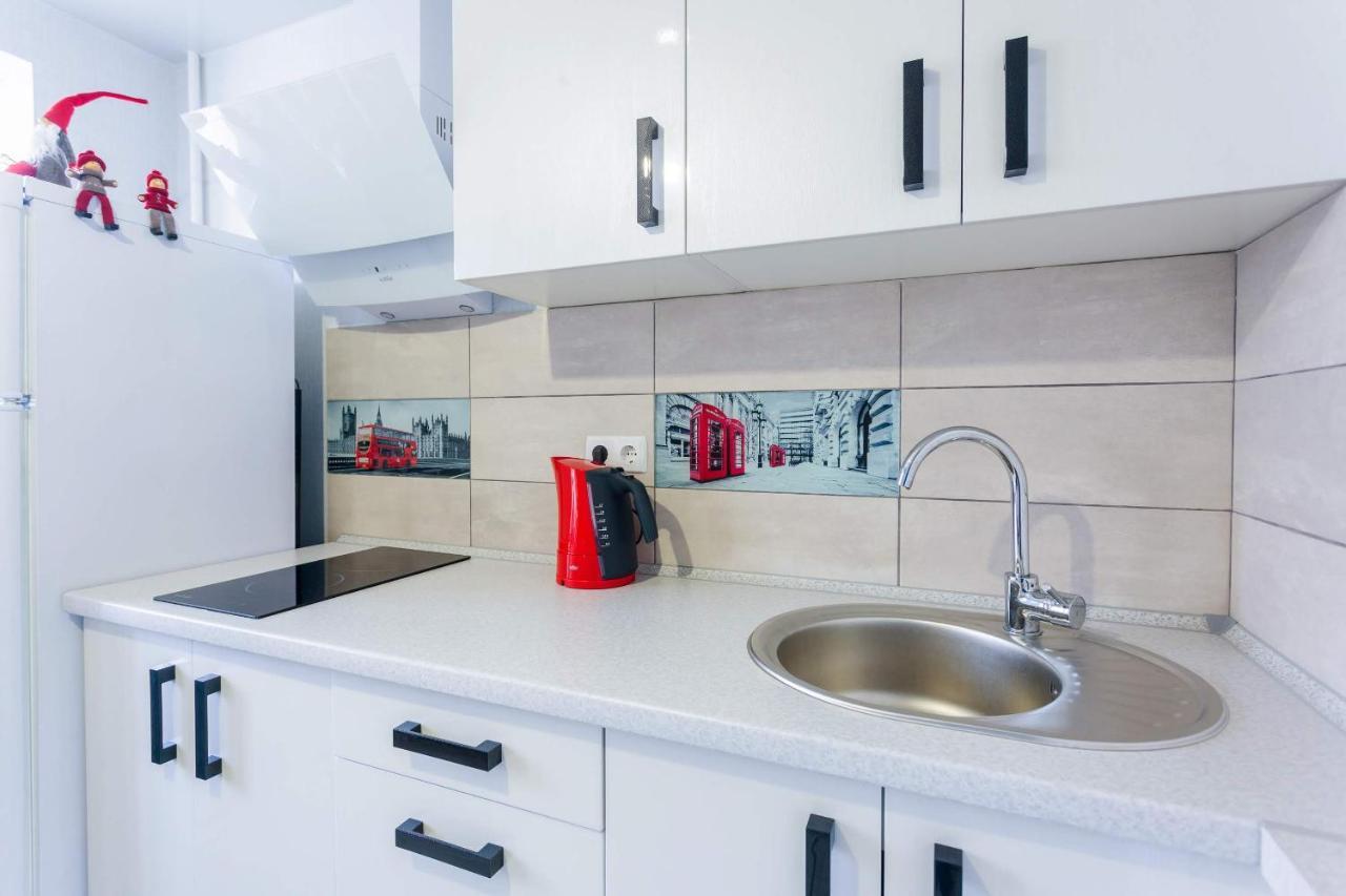 Apartament Obolon Metro Station Kijów Zewnętrze zdjęcie