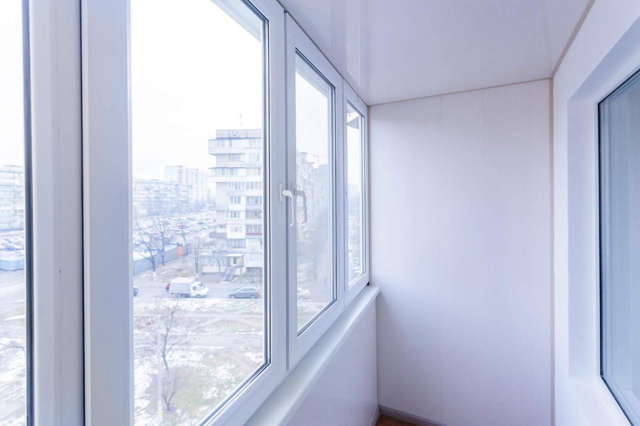 Apartament Obolon Metro Station Kijów Zewnętrze zdjęcie