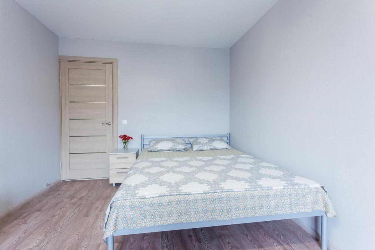 Apartament Obolon Metro Station Kijów Zewnętrze zdjęcie